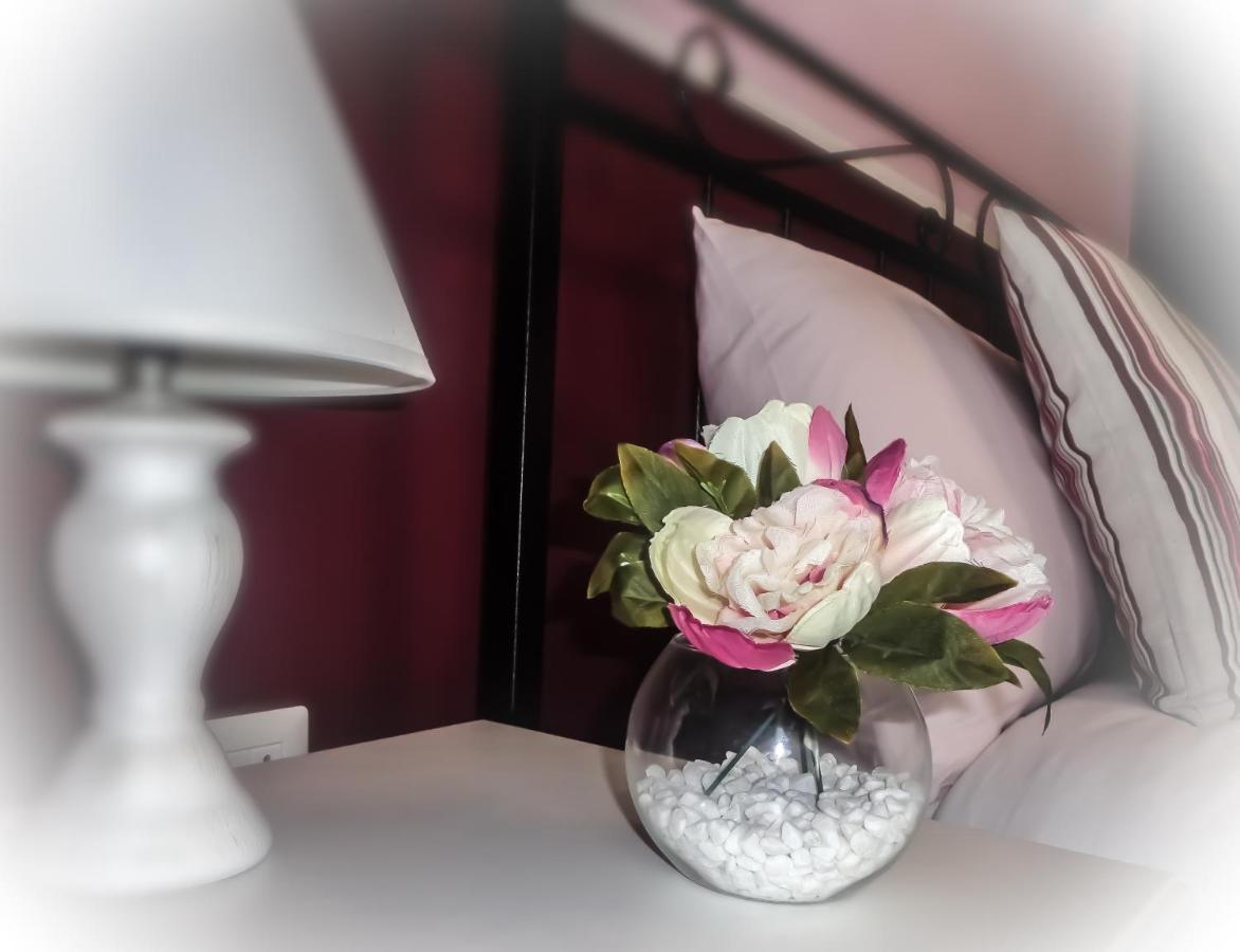 Chloe'S Rooms Каляри Екстериор снимка